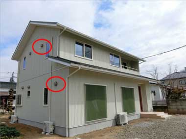 House front with 2 Seseragi®s installed.