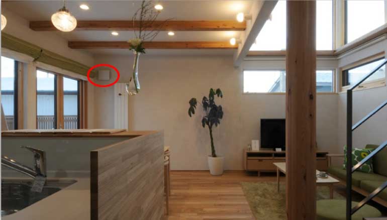 Dining room with a 'Seseragi®' installed.